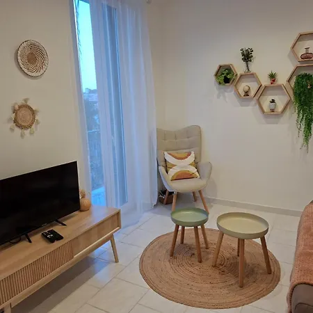 Διαμέρισμα Cosy A Quelques Minutes De La *